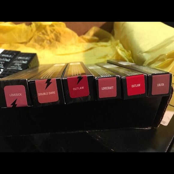 KAT VON D lipstick set RARE 10 pack w/case - Picture 8 of 8